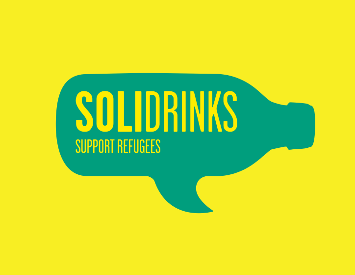 Solidrinks Logo auf gelbem Hintergrund