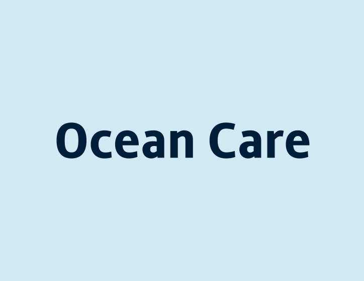 Ocean Care auf hellblauem Hintergrund